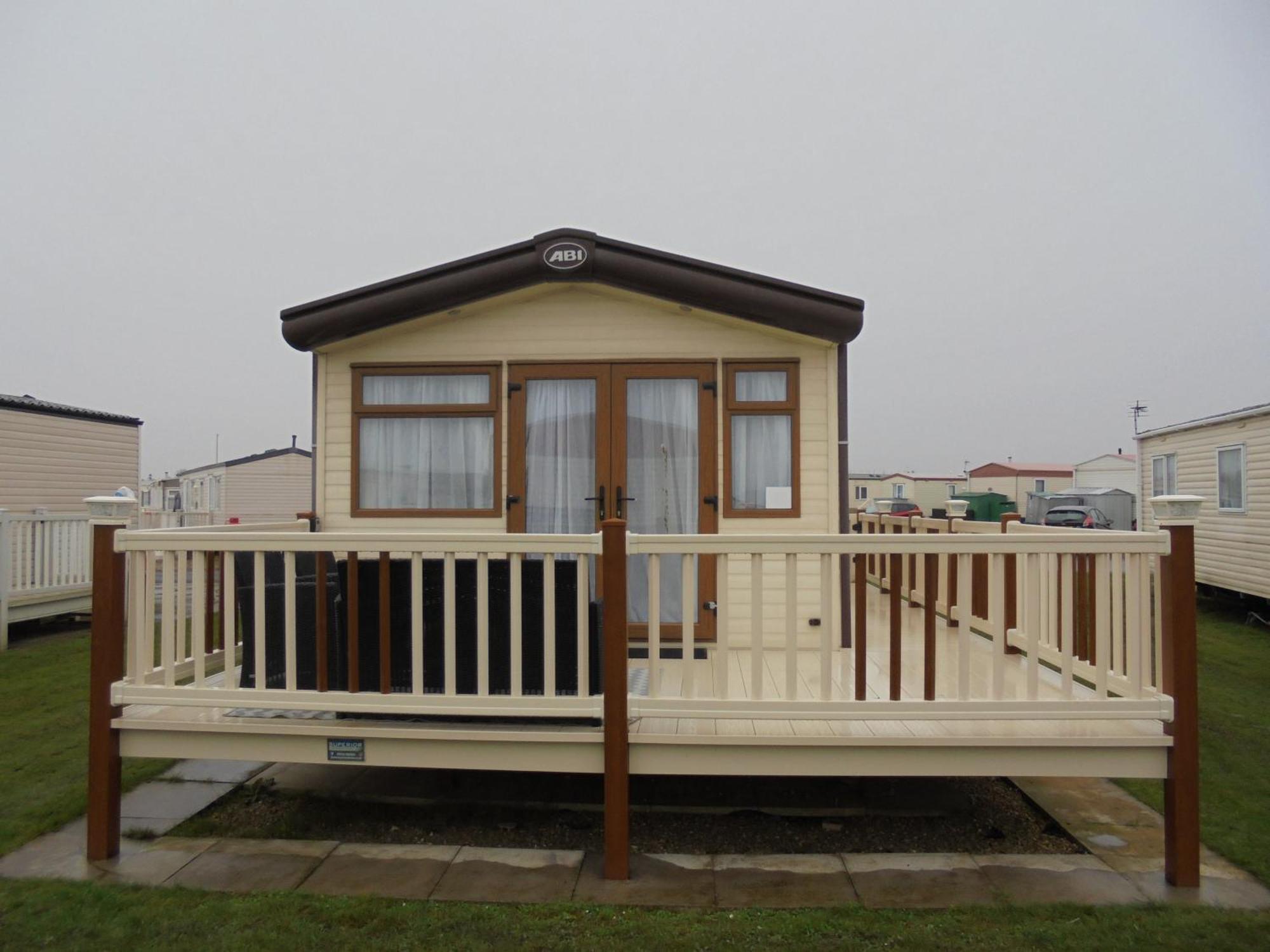 The Grange Ingoldmells: Elan 6 Berth, Central Heated, Wrap Around Decking Extérieur photo