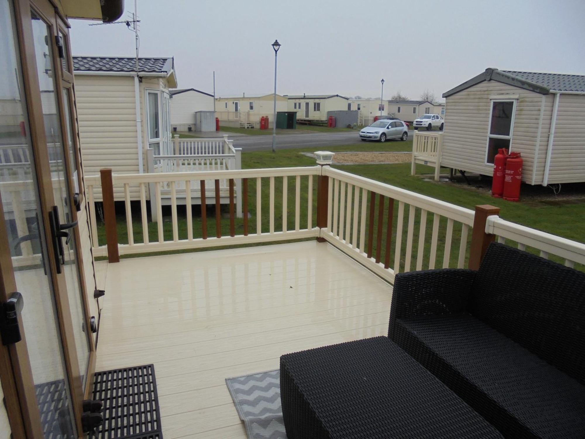 The Grange Ingoldmells: Elan 6 Berth, Central Heated, Wrap Around Decking Extérieur photo