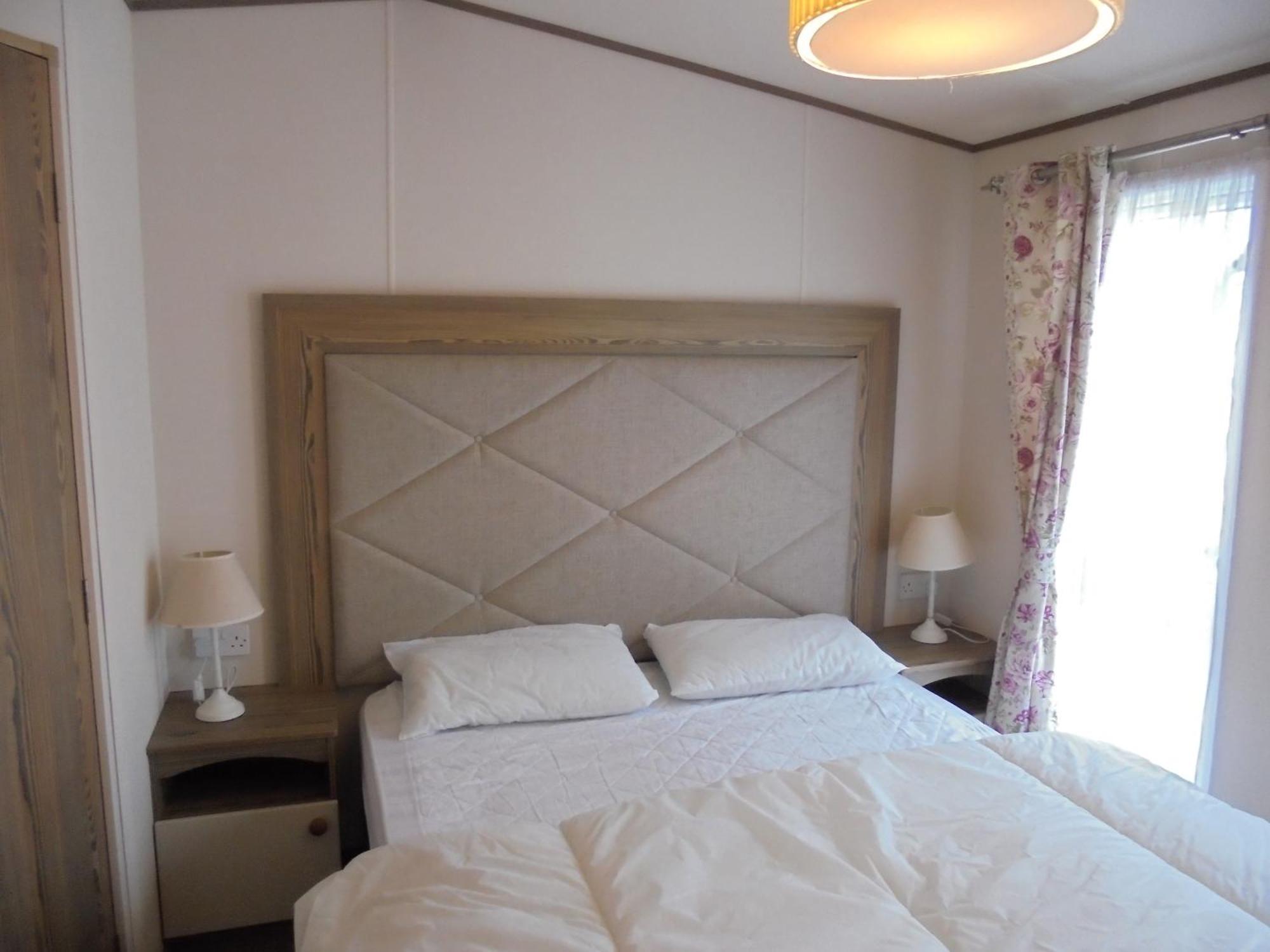 The Grange Ingoldmells: Elan 6 Berth, Central Heated, Wrap Around Decking Extérieur photo