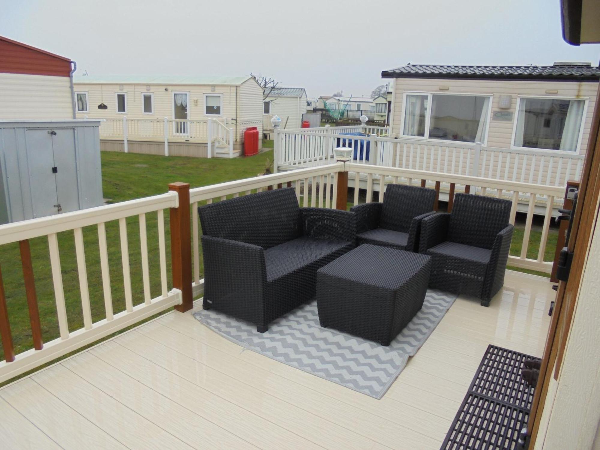 The Grange Ingoldmells: Elan 6 Berth, Central Heated, Wrap Around Decking Extérieur photo